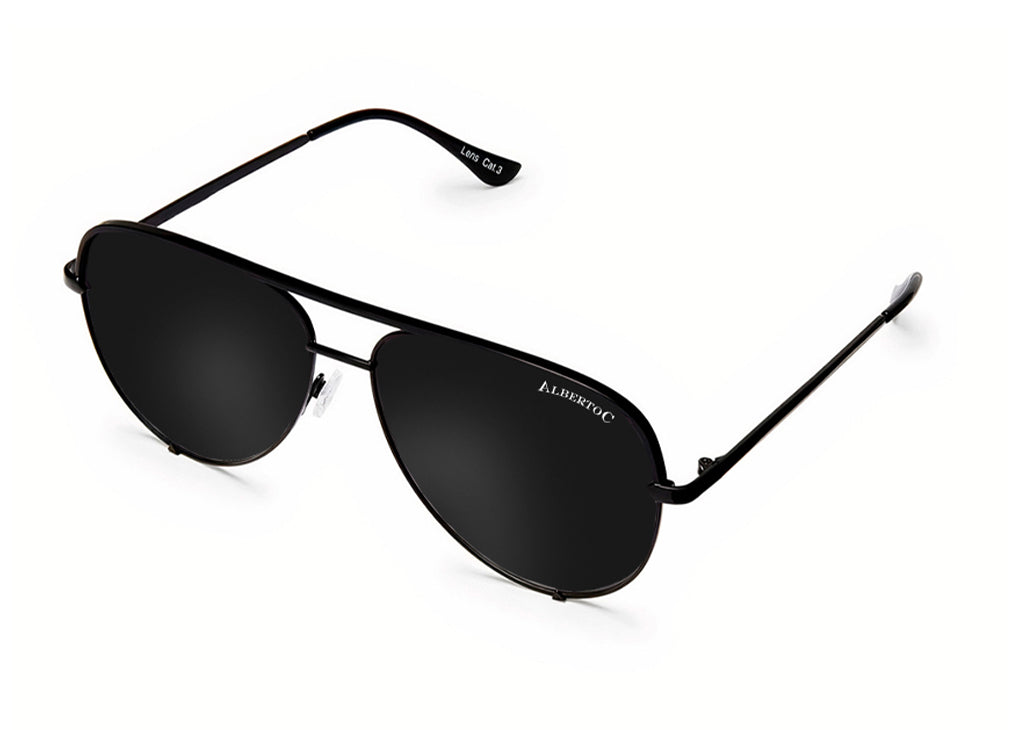 #color_black polarized